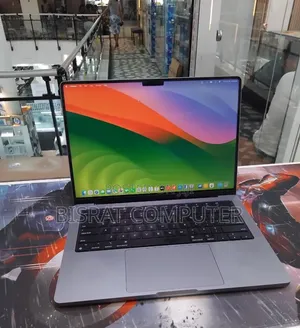 New Laptop Apple MacBook Pro 2021 M1 32GB Apple M1 Pro SSD 1T