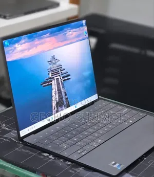 New Laptop Dell XPS 13 16GB Intel Core i7 SSD 512GB