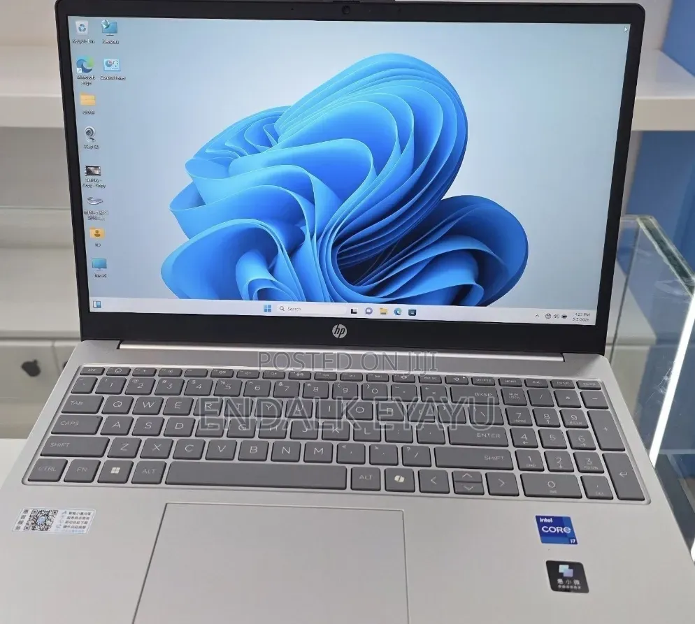 New Laptop HP Stream Notebook 16GB Intel Core i7 SSD 1T