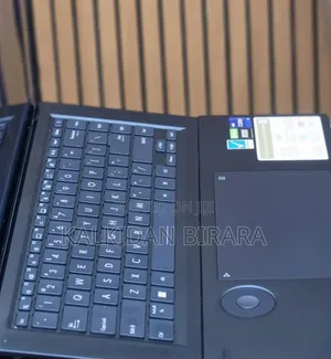 New Laptop Asus Zenbook 14 32GB Intel Core i9 SSD 1T