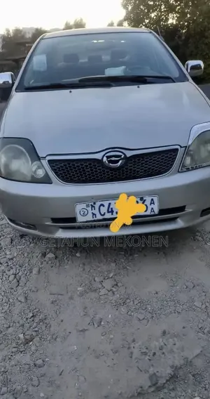 Toyota Corolla 2004 Gold