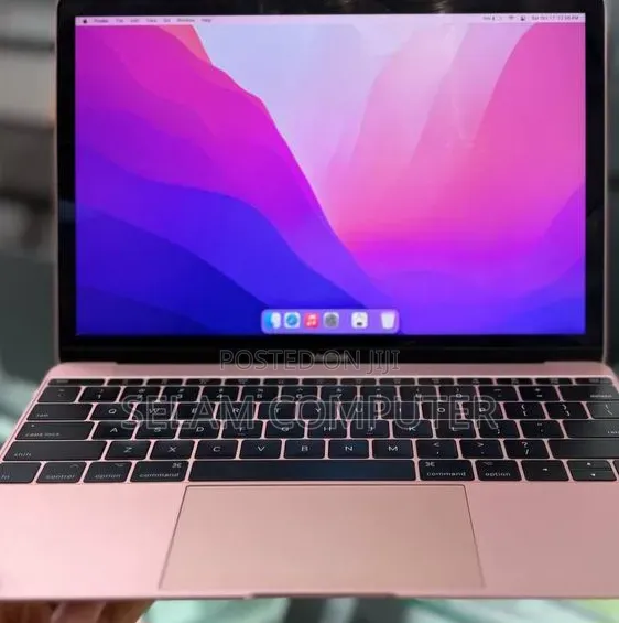 New Laptop Apple MacBook Pro 2017 8GB Intel Core M3 SSHD (Hybrid) 256GB
