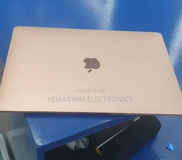 New Laptop Apple MacBook Air 2020 M1 8GB Apple M1 SSD 256GB