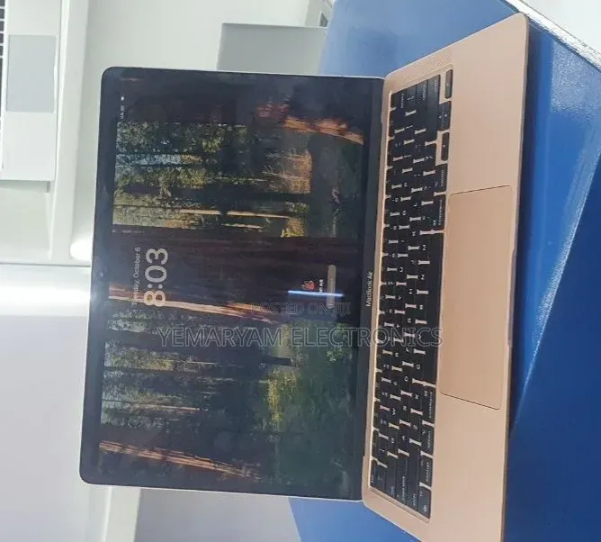 New Laptop Apple MacBook Air 2020 M1 8GB Apple M1 SSD 256GB