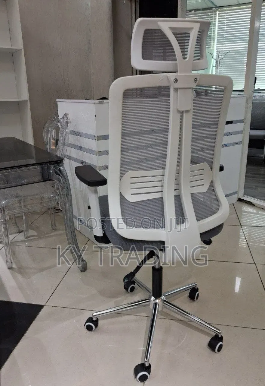 More Relaxed New Brand Managerial Office Chair