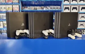 PlayStation 4 Pro – GTA 5 & 10 Games Installed
‎