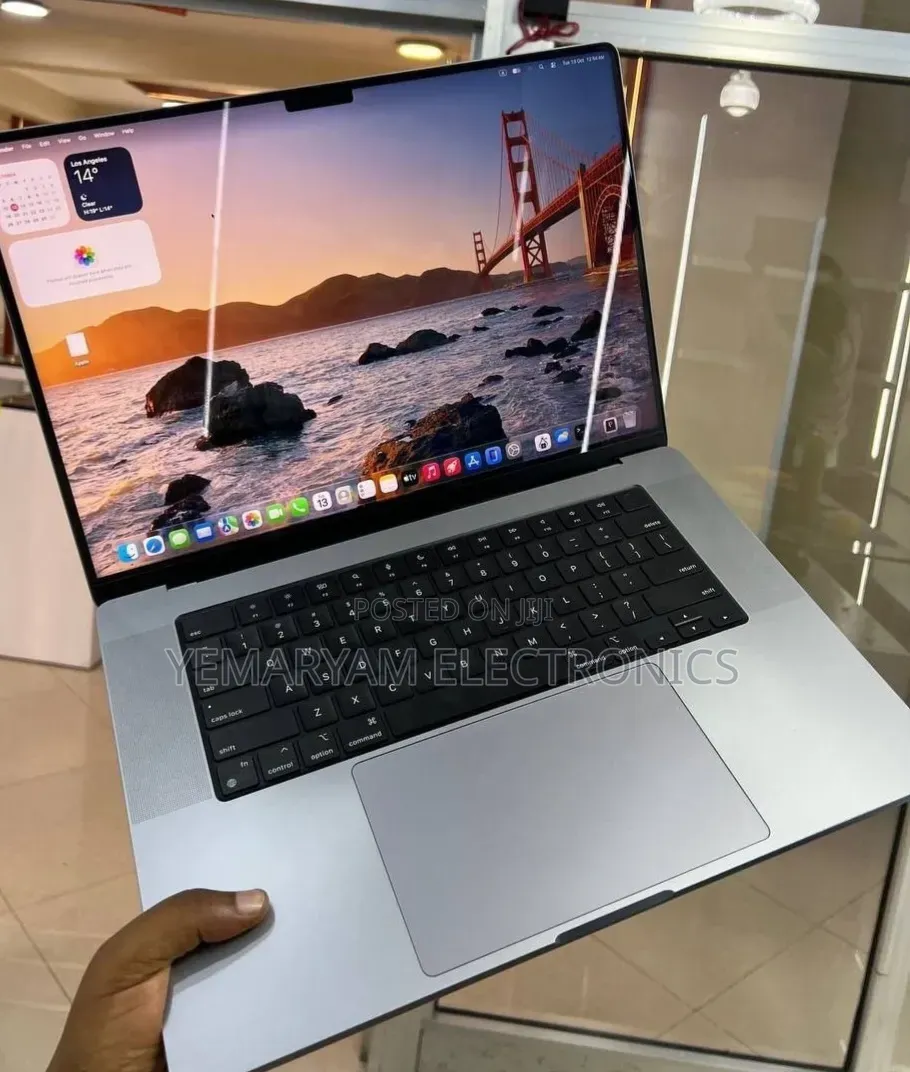 New Laptop Apple MacBook Pro 2021 M1 32GB Apple M1 Max SSD 1T