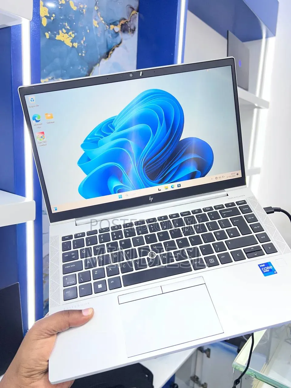 New Laptop HP EliteBook x360 1030 G8 16GB Intel Core i7 SSD 512GB