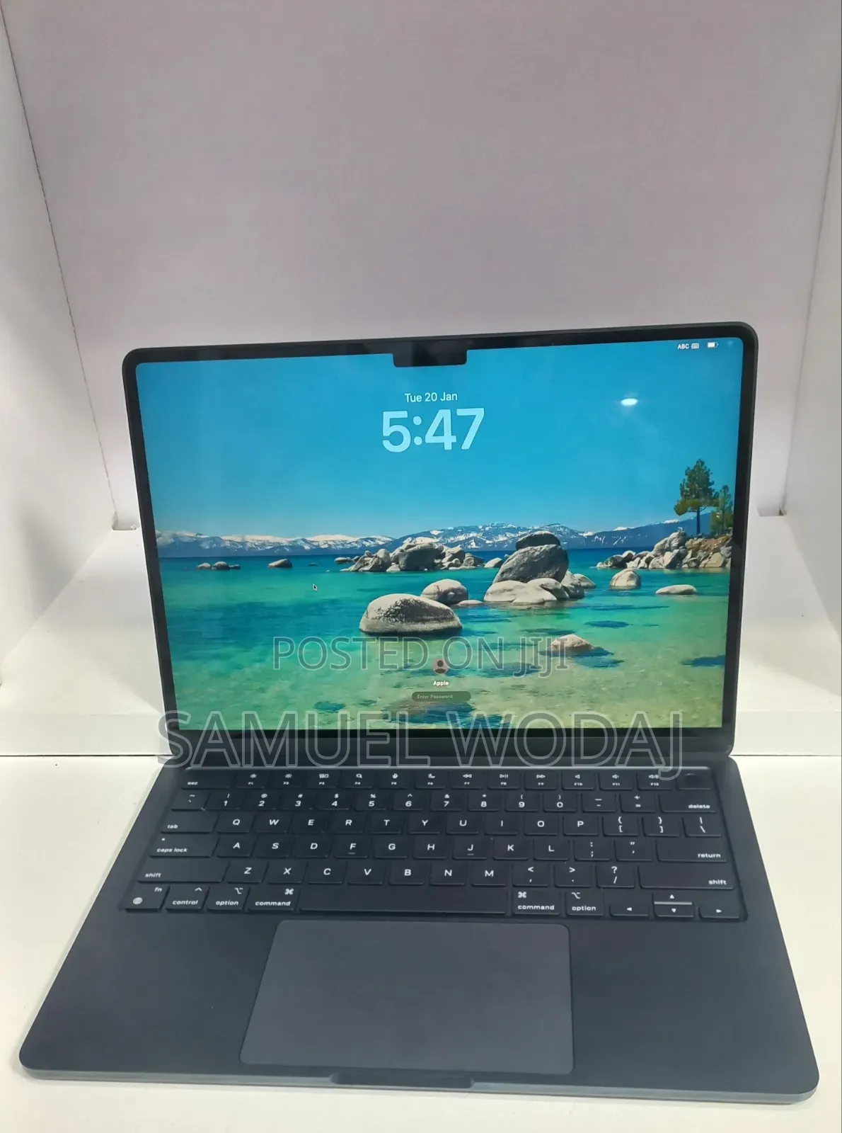 New Laptop Apple MacBook Air 2022 M2 8GB Apple M2 SSD 256GB