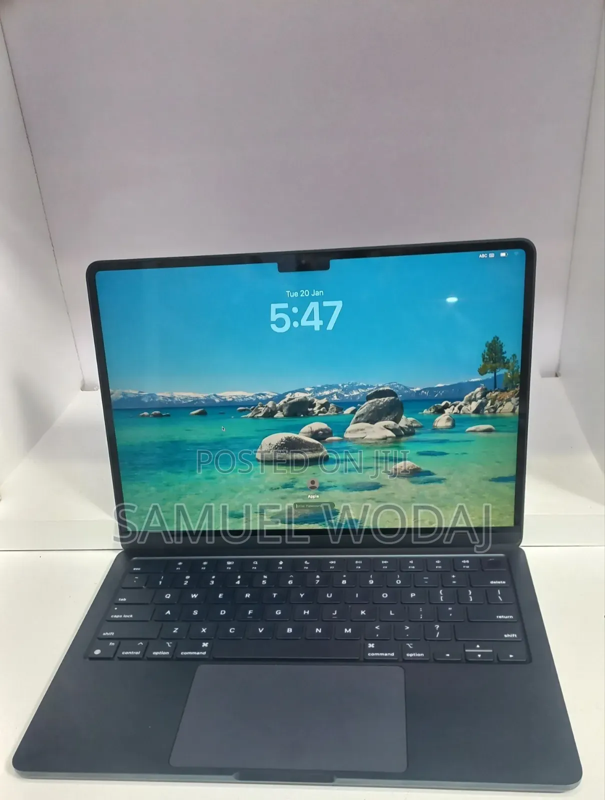 New Laptop Apple MacBook Air 2022 M2 8GB Apple M2 SSD 256GB