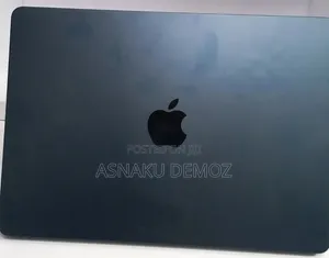 New Laptop Apple MacBook Air 2022 M2 8GB Apple M2 SSD 256GB