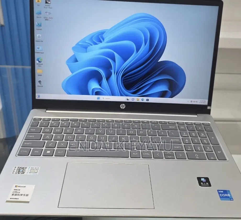 New Laptop HP Stream Notebook 16GB Intel Core i5 SSD 1T