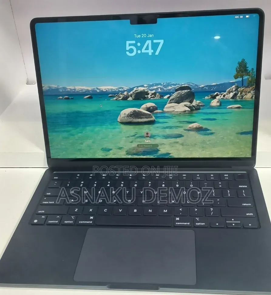 New Laptop Apple MacBook Air 2022 M2 8GB Apple M2 SSD 256GB