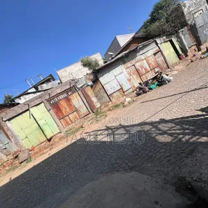 1bdrm House in ኮቶቤ, Yeka for sale