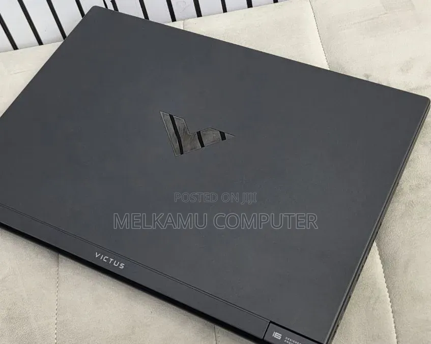 New Laptop HP Victus 16 16GB Intel Core i7 SSD 512GB