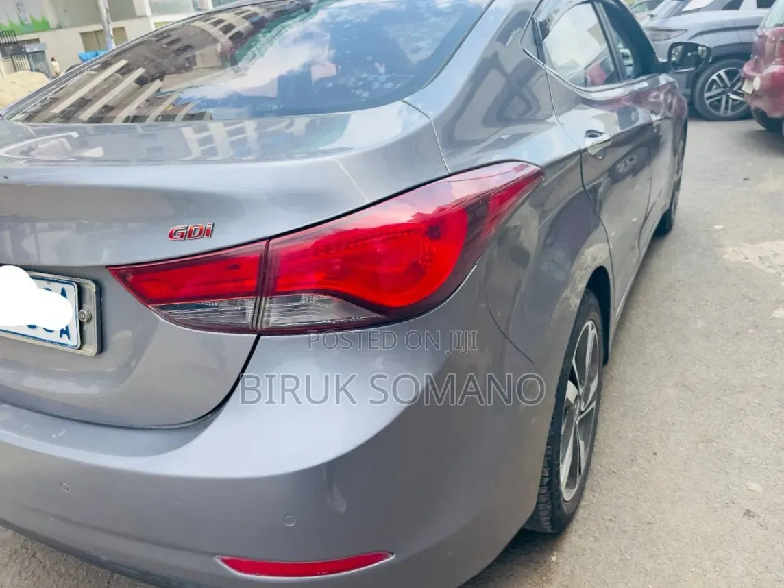 Hyundai Avante 2014 Silver