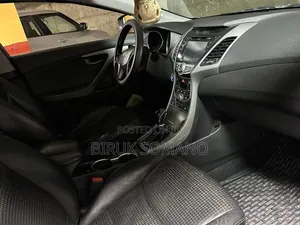 Hyundai Avante 2014 Silver