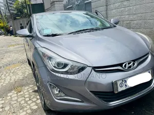Hyundai Avante 2014 Silver
