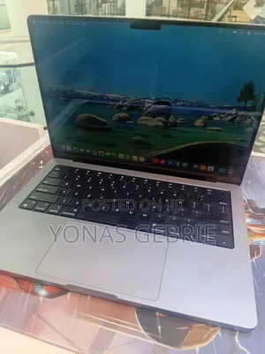 New Laptop Apple MacBook 32GB Apple M1 SSD 512GB