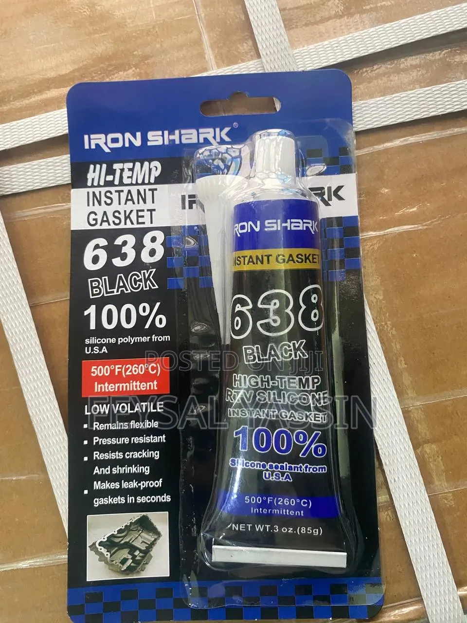 IRON SHARK 680 Red Hi-Temp RTV Silicone Instant Gasket - 3 Oz (85g)