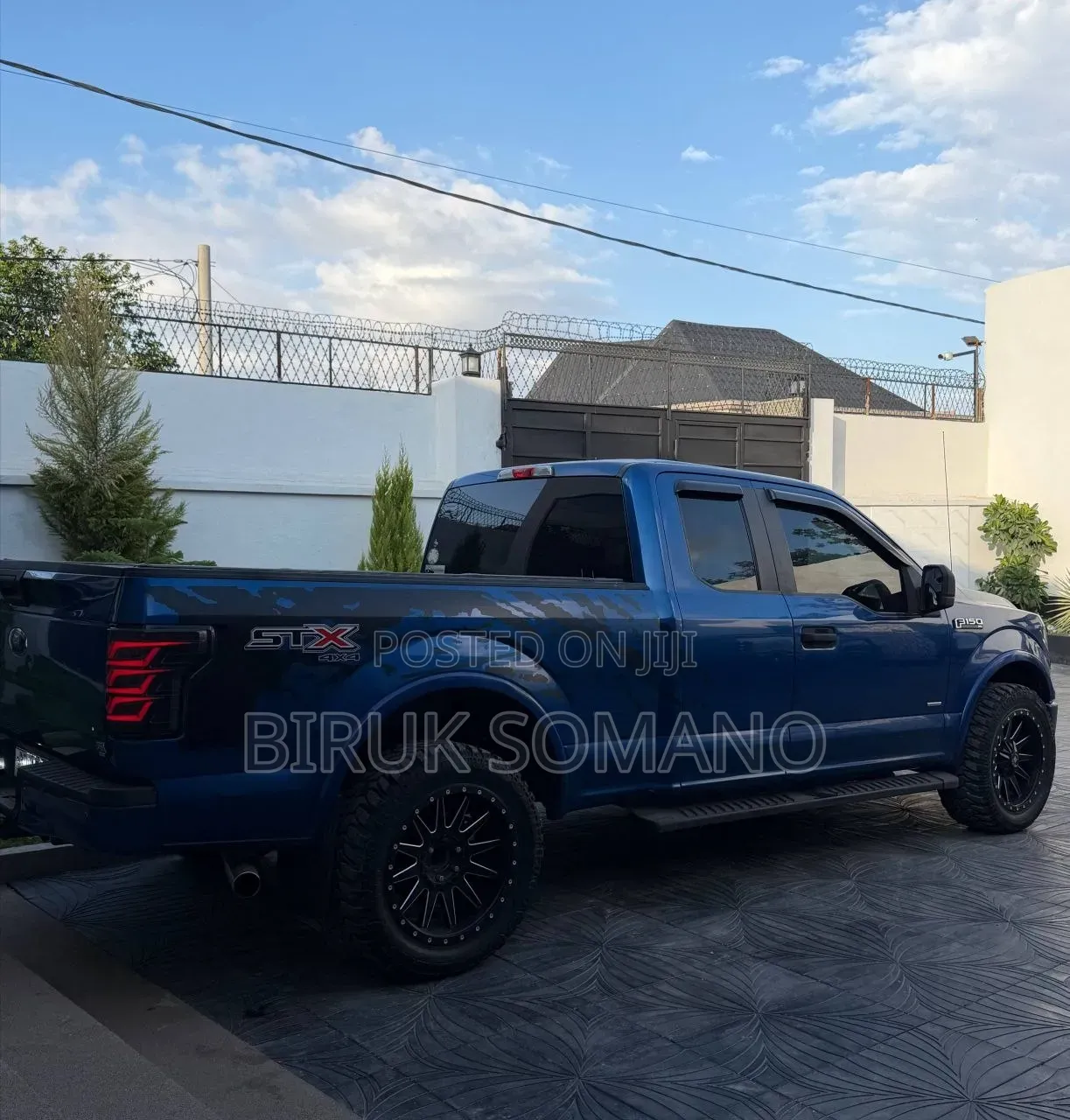Ford F-150 2018 Blue