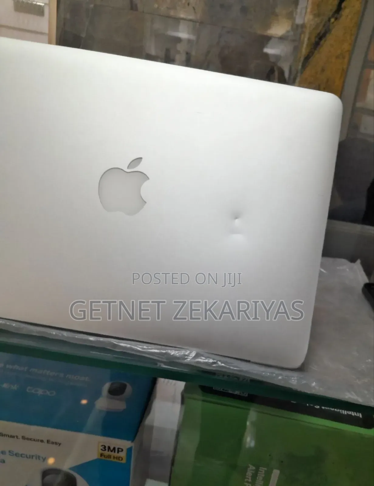 New Laptop Apple MacBook Air 2013 8GB Intel Core i5 SSD 256GB