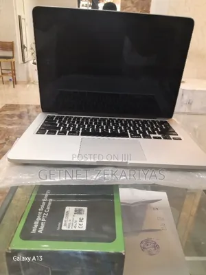 New Laptop Apple MacBook Air 2013 8GB Intel Core i5 SSD 256GB