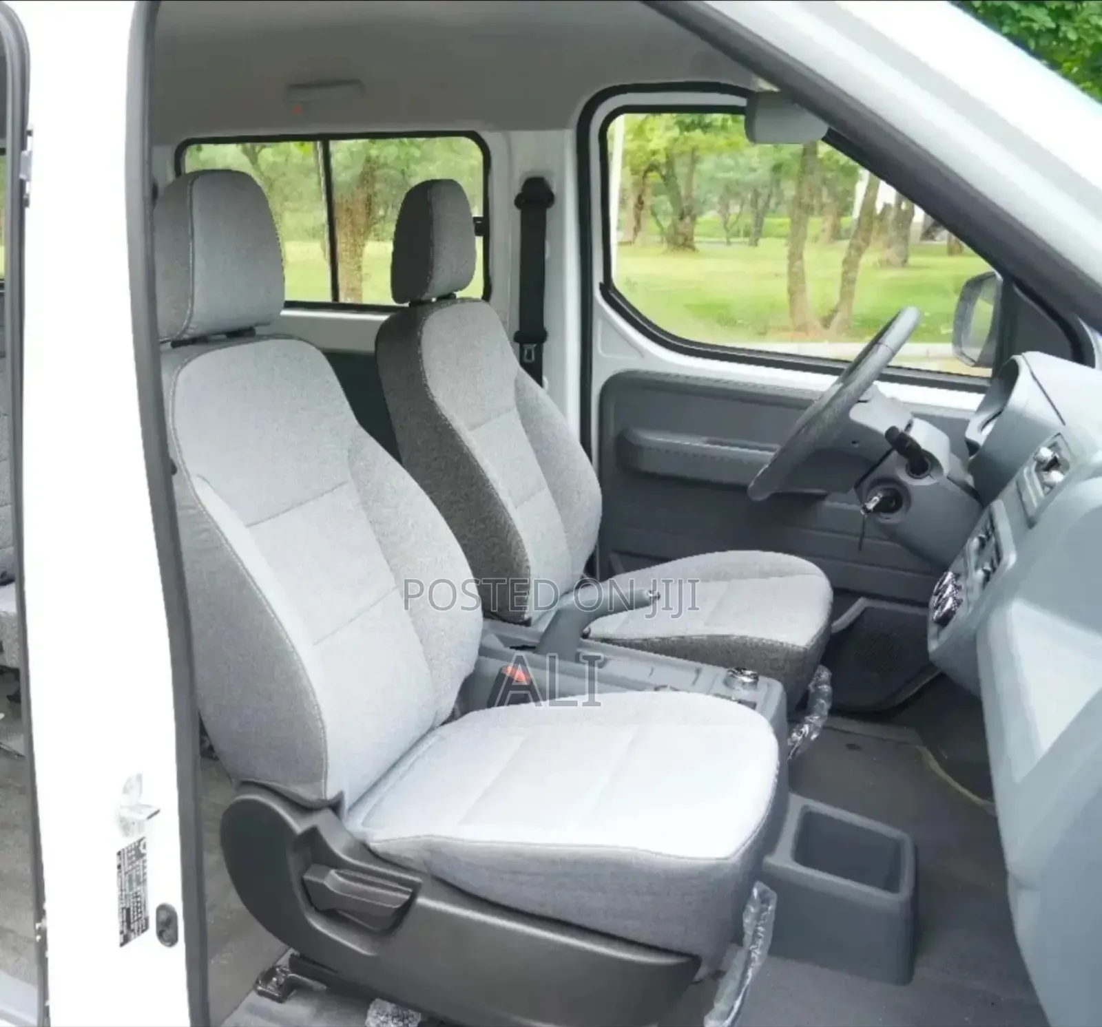 New Wuling EV80 2025 White