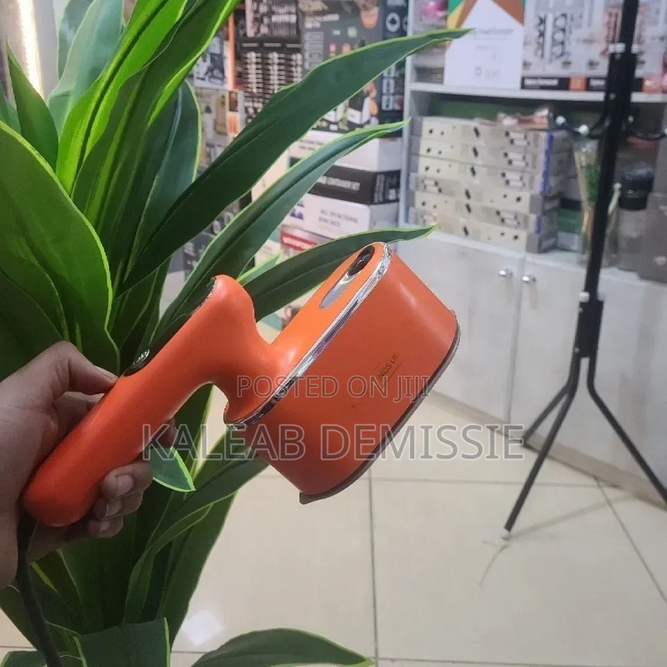 Handheld Steam Iron With LCD Display and 180 Degree Rotating Handle