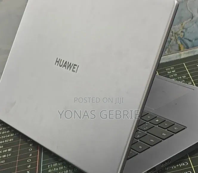New Laptop Huawei 8GB Intel Core i3 SSD 256GB