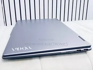 New Laptop Lenovo Yoga Slim 7 16GB AMD Ryzen 7 SSD 512GB