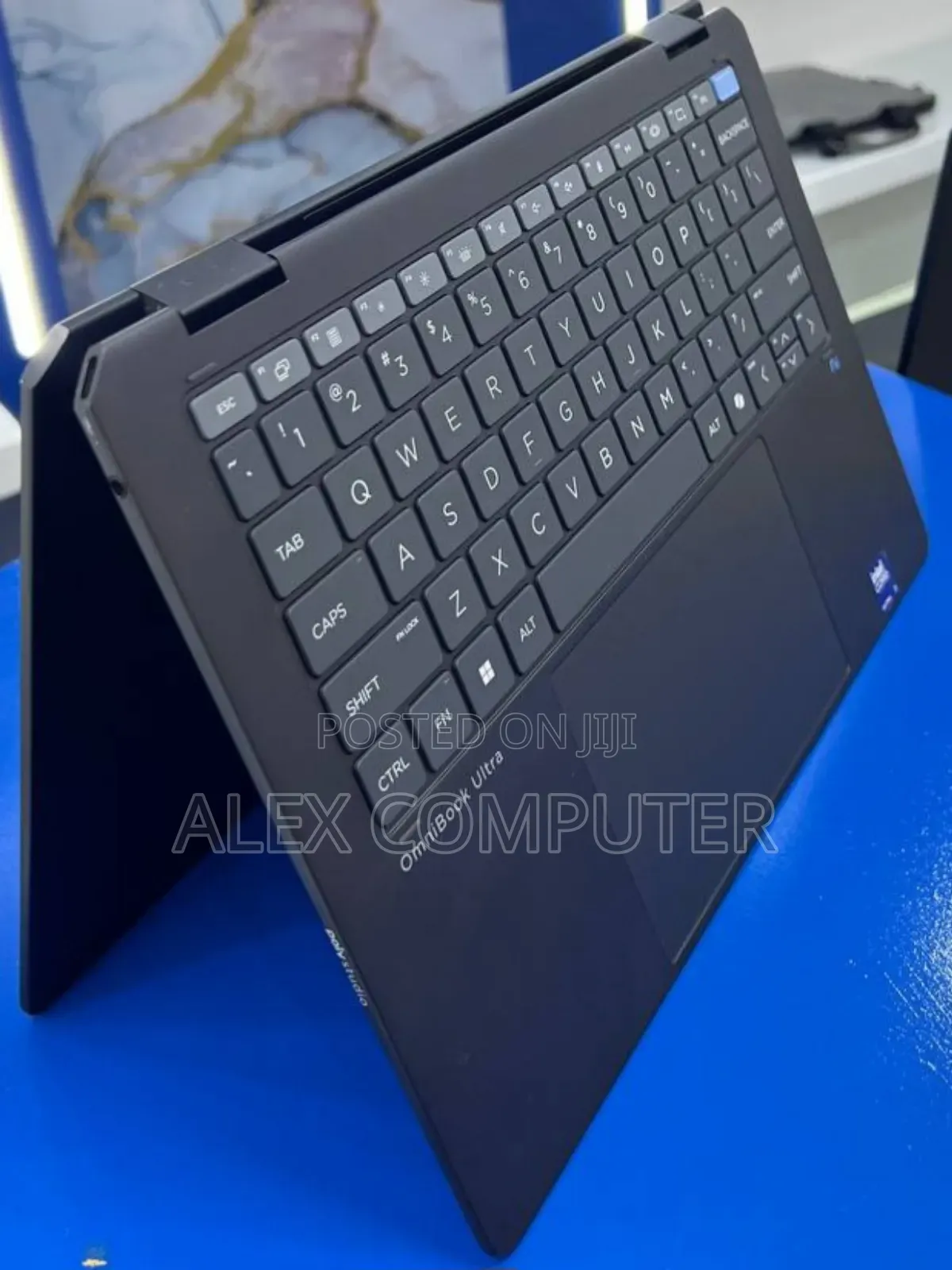 New Laptop HP OmniBook 7 14" 32GB Intel Core Ultra 7 SSD 1T