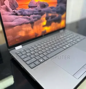 New Laptop HP ZBook 16 Studio G10 32GB Intel Core Ultra 7 SSD 1T