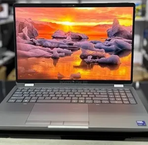 New Laptop HP ZBook 16 Studio G10 32GB Intel Core Ultra 7 SSD 1T