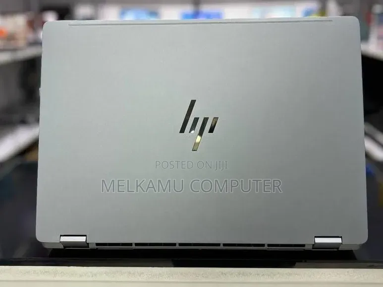 New Laptop HP ZBook 16 Studio G10 32GB Intel Core Ultra 7 SSD 1T