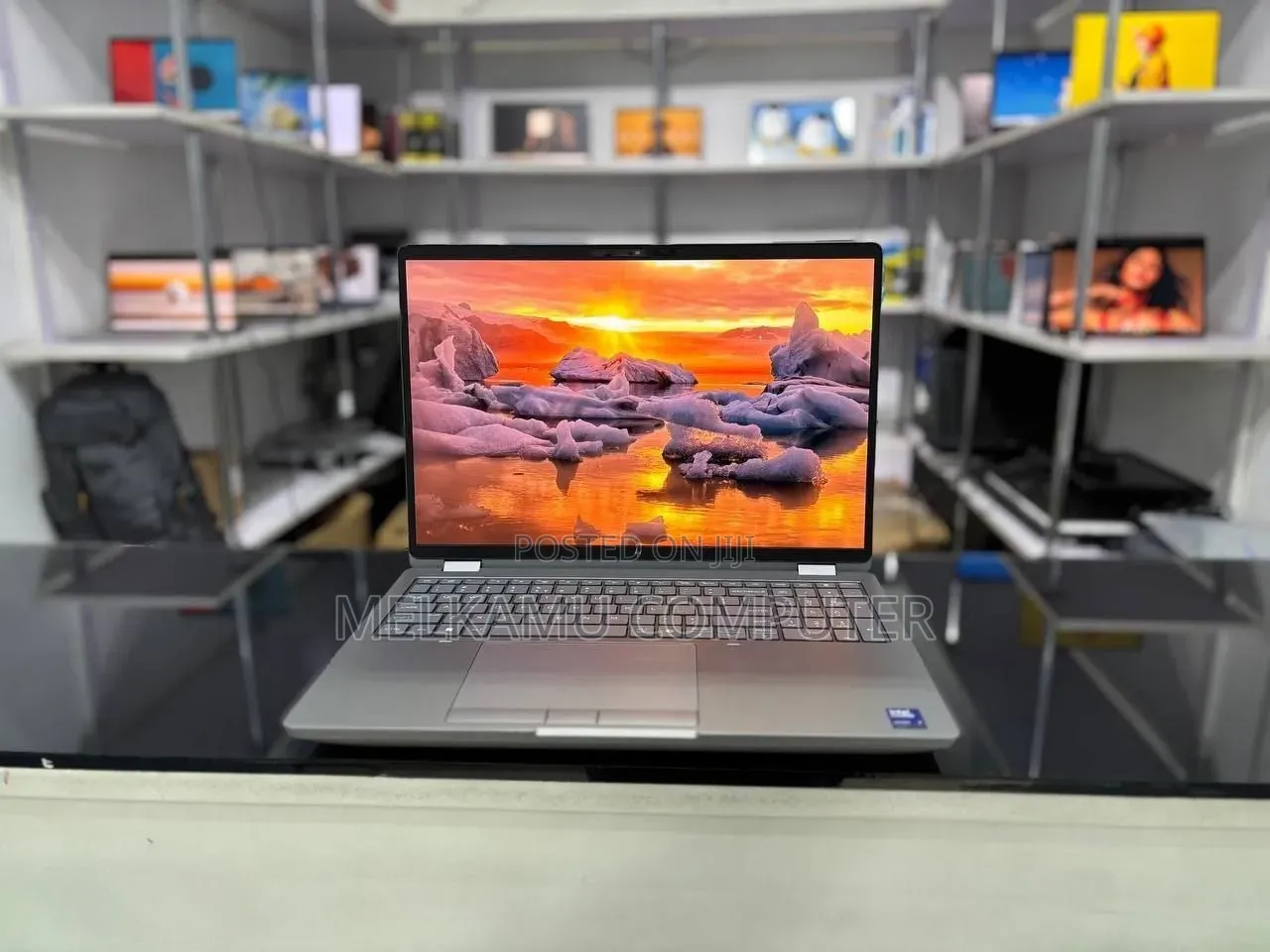 New Laptop HP ZBook 16 Studio G10 32GB Intel Core Ultra 7 SSD 1T