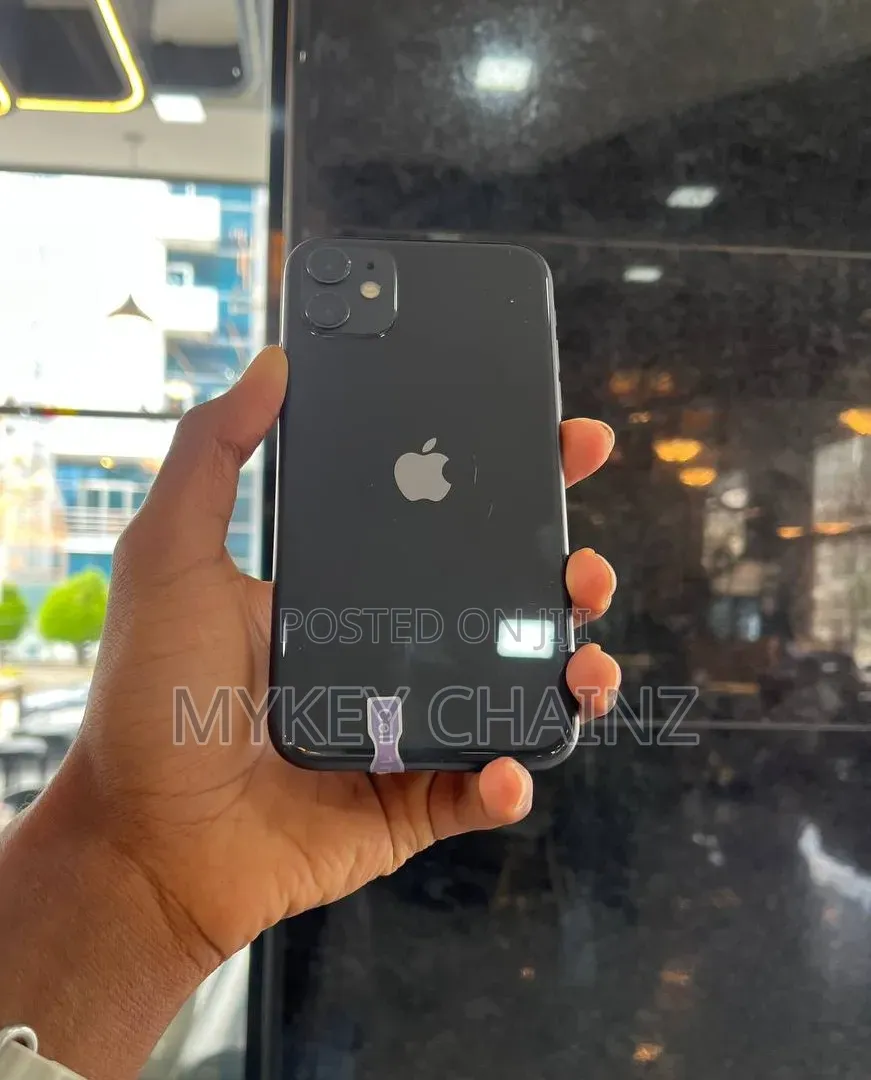 Apple iPhone 11 64 GB Black