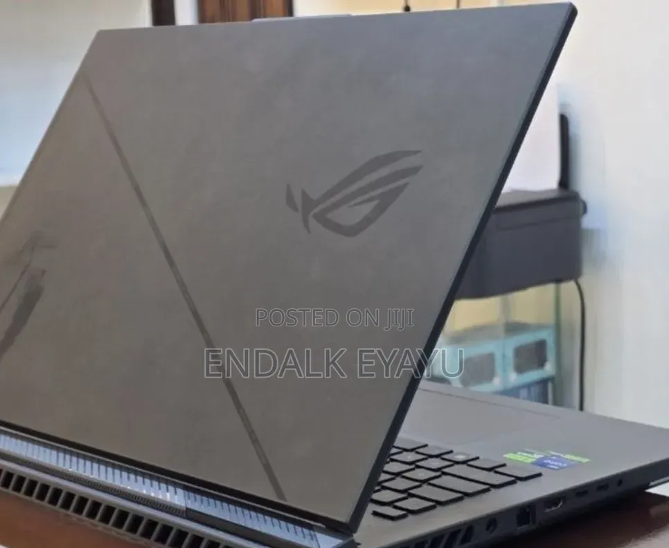 New Laptop Asus ROG Strix G18 40GB Intel Core i9 SSD 1T