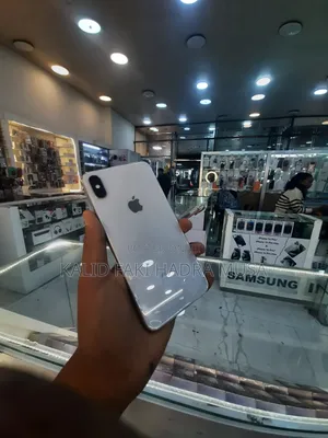 Apple iPhone XS Max 64 GB White