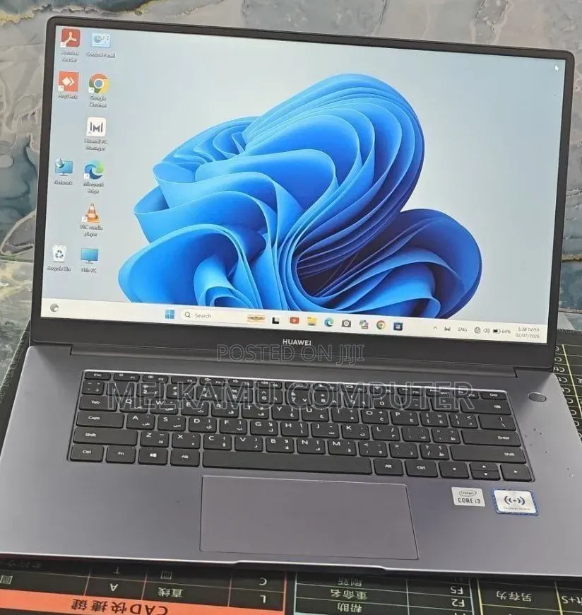 New Laptop Huawei Matebook D 15 8GB Intel Core i3 SSD 256GB