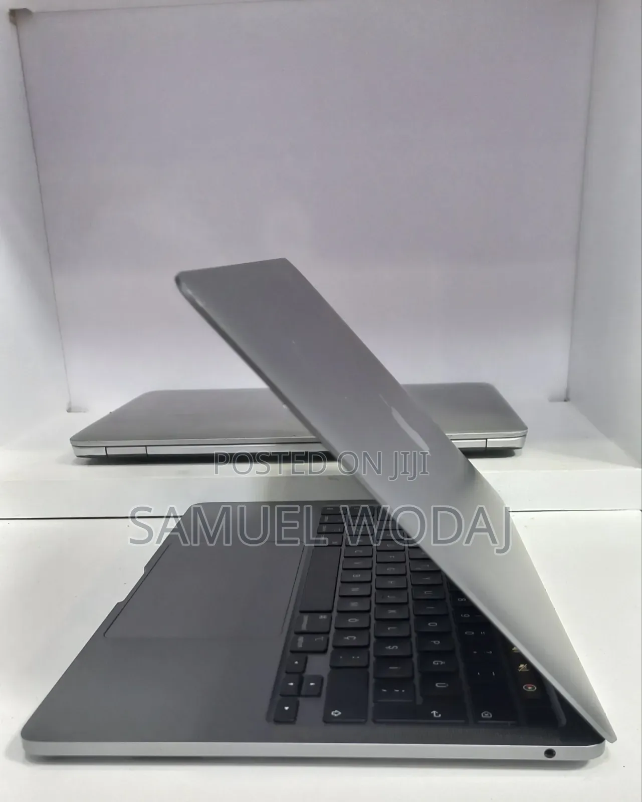 New Laptop Apple MacBook Air 2020 M1 8GB Apple M1 SSD 256GB