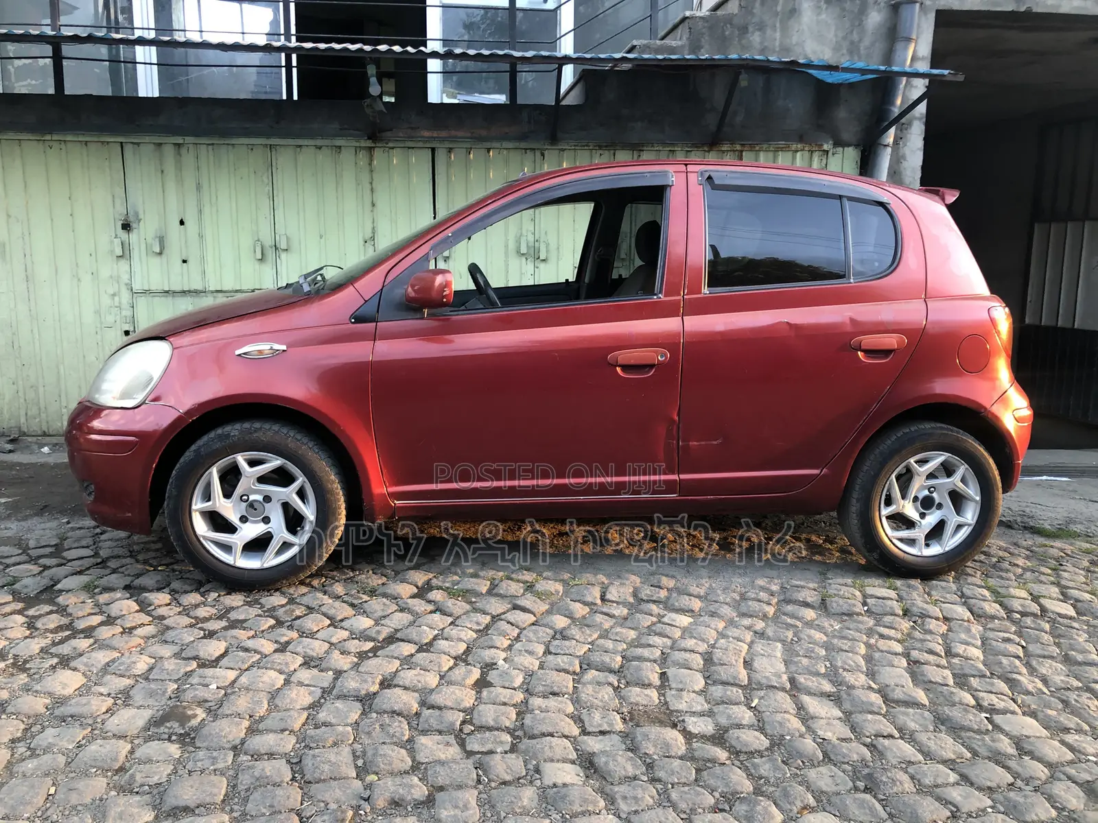 Toyota Vitz 1.0 FWD 5dr 2002 Burgundy