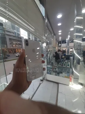 Apple iPhone XS Max 64 GB White