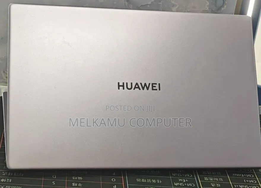 New Laptop Huawei Matebook D 15 8GB Intel Core i3 SSD 256GB