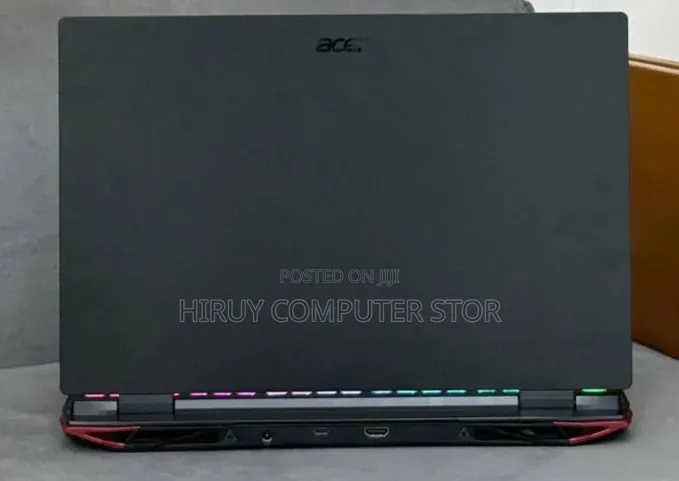 New Laptop Acer Nitro 16 16GB Intel Core i5 SSD 512GB
