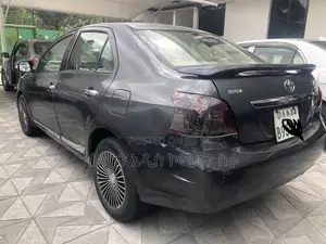 Toyota Belta 2008 Gray