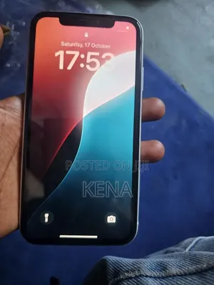 Apple iPhone XR 64 GB White