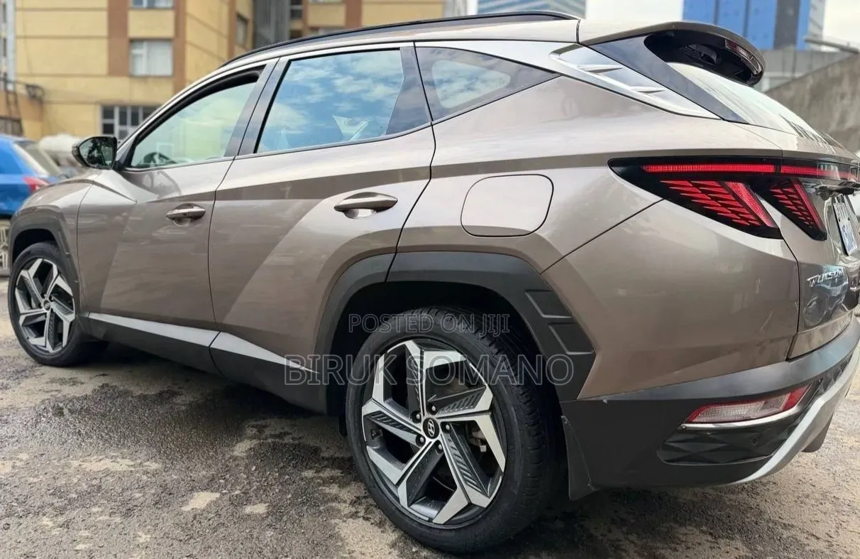 Hyundai Tucson Hybrid 2023