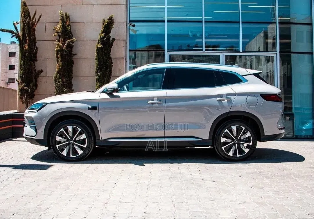 New BYD Song Plus 2025 Off white