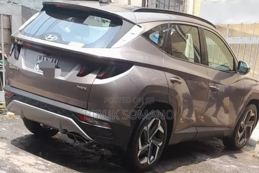 Hyundai Tucson Hybrid 2023